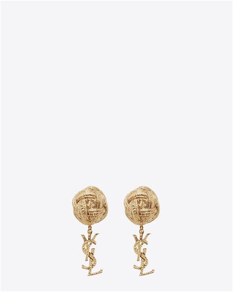 brandebourg earrings.